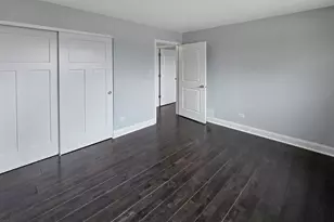 8842 Briarwood Ln, Orland Park, IL 60462 - Photo 10