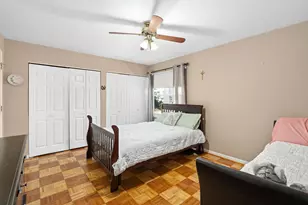 1932 Banks Dr, Elgin, IL 60123 - Photo 16