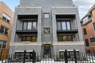 4706 N Malden St, Chicago, IL 60640 - Photo 2