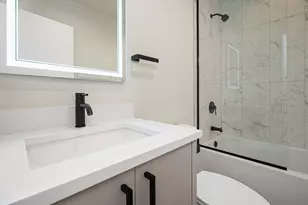 4706 N Malden St, Chicago, IL 60640 - Photo 14