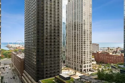 400 E Ohio Street #3004, Chicago, IL 60611 - Photo 2