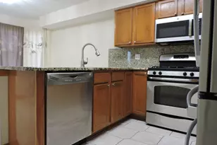 1028 Beninford Ln, Westmont, IL 60559 - Photo 8