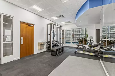 100 E Huron Street #2301, Chicago, IL 60611 - Photo 24