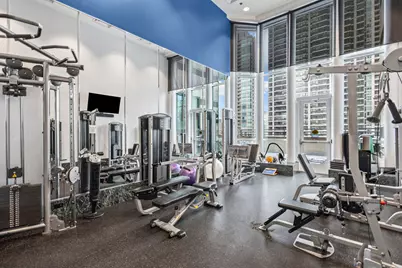 100 E Huron Street #2301, Chicago, IL 60611 - Photo 20