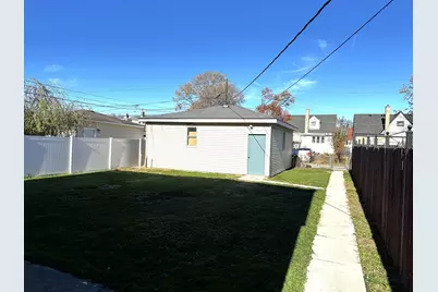 7304 W 57th Street W, Summit, IL 60501 - Photo 12