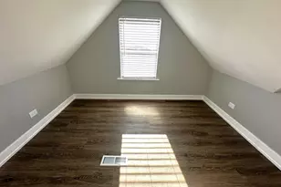 7304 W 57th Street W, Summit, IL 60501 - Photo 10