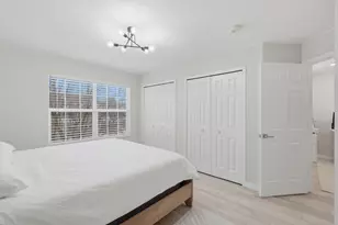 829 Linden Cir, Hoffman Estates, IL 60169 - Photo 24