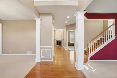 715 Blue Ridge Drive, Streamwood, IL 60107 - Photo 10