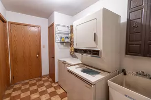 9901 W 57th St, Countryside, IL 60525 - Photo 16