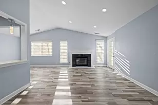 52 Brookston Dr, Schaumburg, IL 60193 - Photo 6