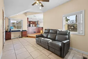 [Address not provided], Justice, IL 60458 - Photo 12