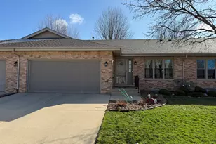 804 Deer Path Ln, Elwood, IL 60421 - Photo 1