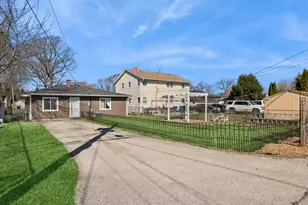 1431 Elizabeth Ave, North Chicago, IL 60064 - Photo 24