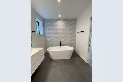 719 N Elizabeth Street #2, Chicago, IL 60642 - Photo 24