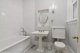 1350 N State Pkwy, Chicago, IL 60610 - Photo 14