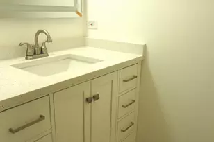 2818 Dundee Rd, Northbrook, IL 60062 - Photo 8