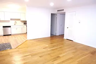 2818 Dundee Rd, Northbrook, IL 60062 - Photo 4