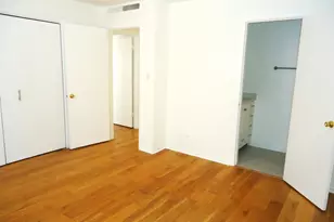 2818 Dundee Rd, Northbrook, IL 60062 - Photo 6