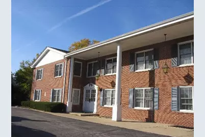 2818 Dundee Road #11A, Northbrook, IL 60062 - Photo 1