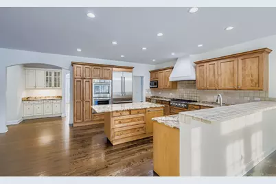 1161 Gavin Court, Lake Forest, IL 60045 - Photo 8