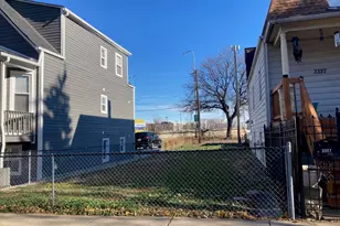 3329 N Drake Ave, Chicago, IL 60618 - Photo 2