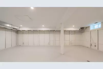 803 S Vine Avenue, Park Ridge, IL 60068 - Photo 16