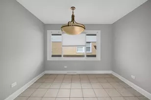 9523 S Kostner Ave, Oak Lawn, IL 60453 - Photo 8