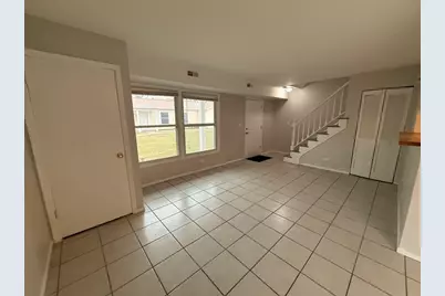 2167 N Heather Lane #2167, Palatine, IL 60074 - Photo 2