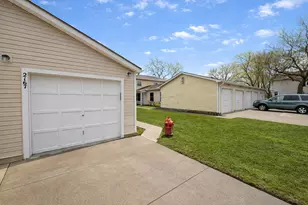 2167 N Heather Ln, Palatine, IL 60074 - Photo 24