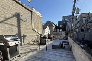 1733 W Crystal St, Chicago, IL 60622 - Photo 18