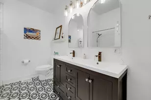 1733 W Crystal St, Chicago, IL 60622 - Photo 12