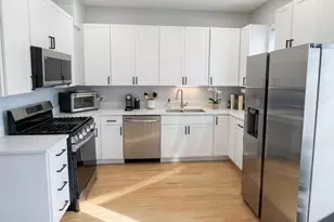 1733 W Crystal St, Chicago, IL 60622 - Photo 4