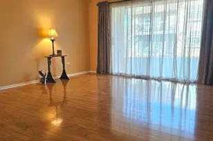 230 Windsor Ln, Willowbrook, IL 60527 - Photo 6