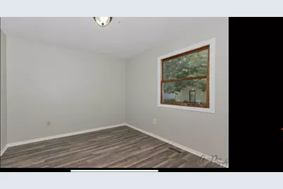 2923 Ezra Avenue N, Zion, IL 60099 - Photo 14
