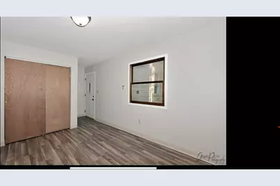 2923 Ezra Avenue N, Zion, IL 60099 - Photo 10