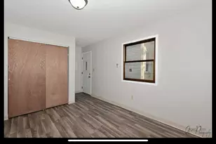 2923 Ezra Ave N, Zion, IL 60099 - Photo 10