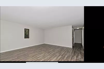 2923 Ezra Avenue N, Zion, IL 60099 - Photo 6