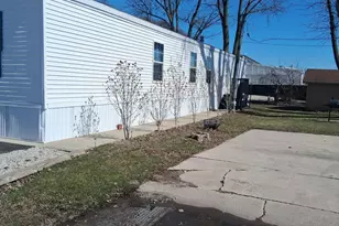 641 W Walnut St Lot 2 St, Oglesby, IL 61348 - Photo 14