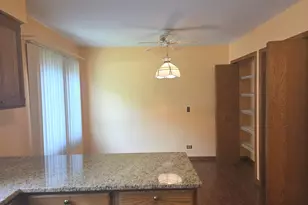 614 Feather Sound Dr, Bolingbrook, IL 60440 - Photo 6