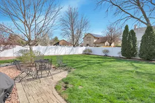 586 Jeremy Dr, Bourbonnais, IL 60914 - Photo 4