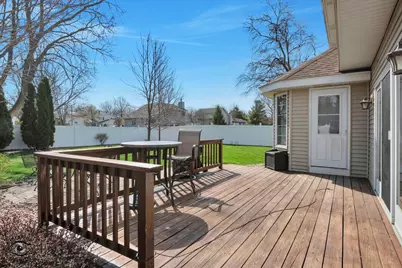 586 Jeremy Drive, Bourbonnais, IL 60914 - Photo 2