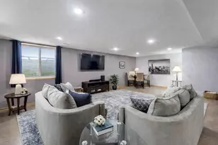 1474 Haar Ln, Elk Grove Village, IL 60007 - Photo 26