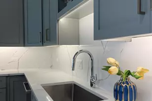 847 W Ainslie St, Chicago, IL 60640 - Photo 10