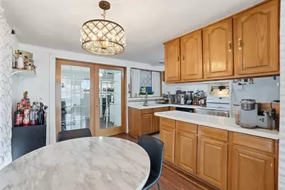 8947 S Komensky Avenue, Hometown, IL 60456 - Photo 6