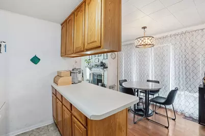 8947 S Komensky Avenue, Hometown, IL 60456 - Photo 8