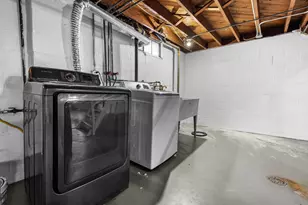 1615 Warren Rd, Rockford, IL 61108 - Photo 12