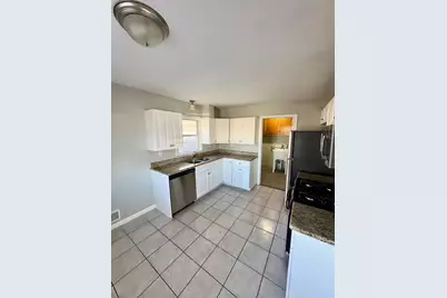 7609 Lockwood Avenue, Burbank, IL 60459 - Photo 4