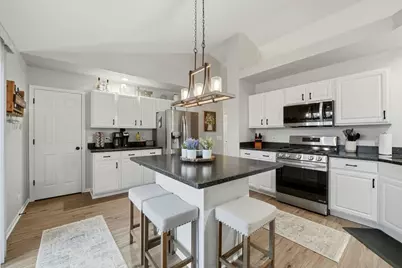 1824 Maplewood Court, Grayslake, IL 60030 - Photo 8