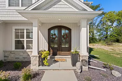 1207 Briarwood Lane, Mahomet, IL 61853 - Photo 2