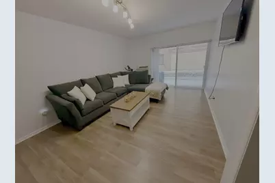 425 Wesley Avenue #102, Oak Park, IL 60302 - Photo 4